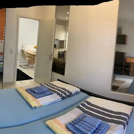 Seven's I Apartment *